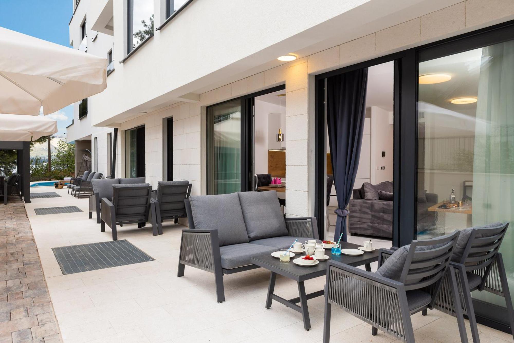 Beach Villa Valentina โตรกีร์ ห้อง รูปภาพ