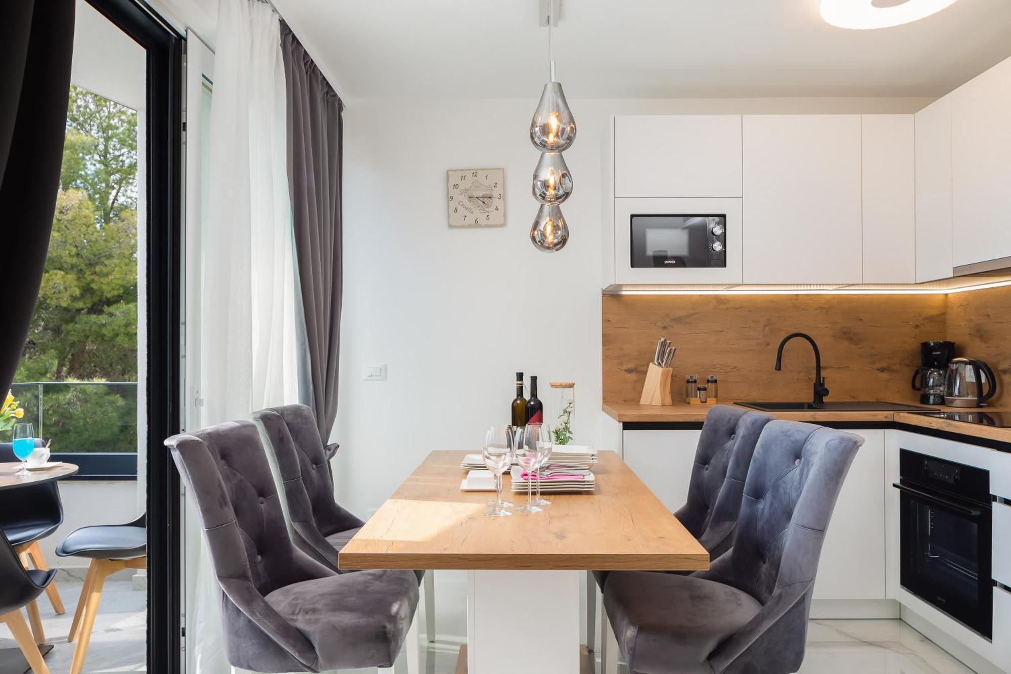 Beach Villa Valentina โตรกีร์ ห้อง รูปภาพ
