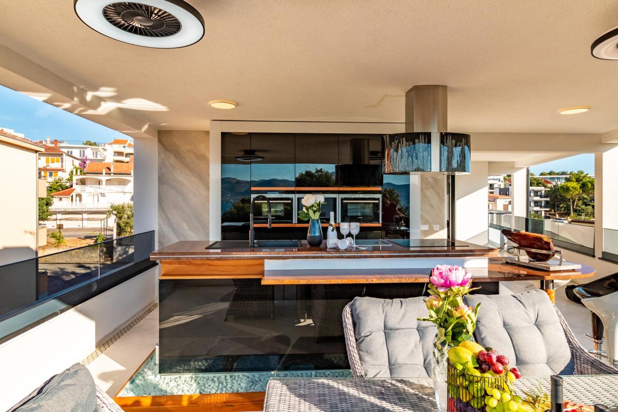 Beach Villa Valentina โตรกีร์ ห้อง รูปภาพ